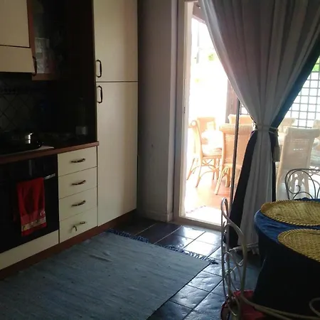 2 Bedrooms Villa At Villaggio Del Golfo 100 M Away From The Beach With Private Pool Enclosed Garden And Wifi