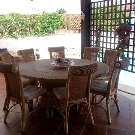 2 Bedrooms Villa At Villaggio Del Golfo 100 M Away From The Beach With Private Pool Enclosed Garden And Wifi *