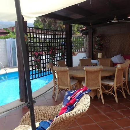 2 Bedrooms Villa At Villaggio Del Golfo 100 M Away From The Beach With Private Pool Enclosed Garden And Wifi