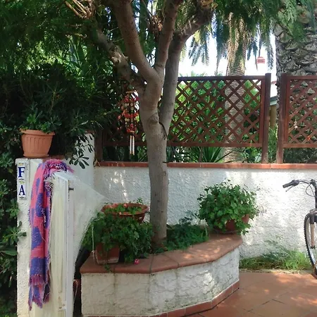 2 Bedrooms Villa At Villaggio Del Golfo 100 M Away From The Beach With Private Pool Enclosed Garden And Wifi Campora San Giovanni